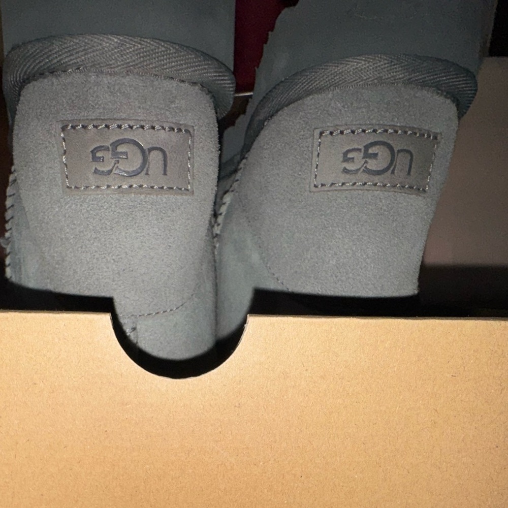 UGG BOOT NWT - image 8